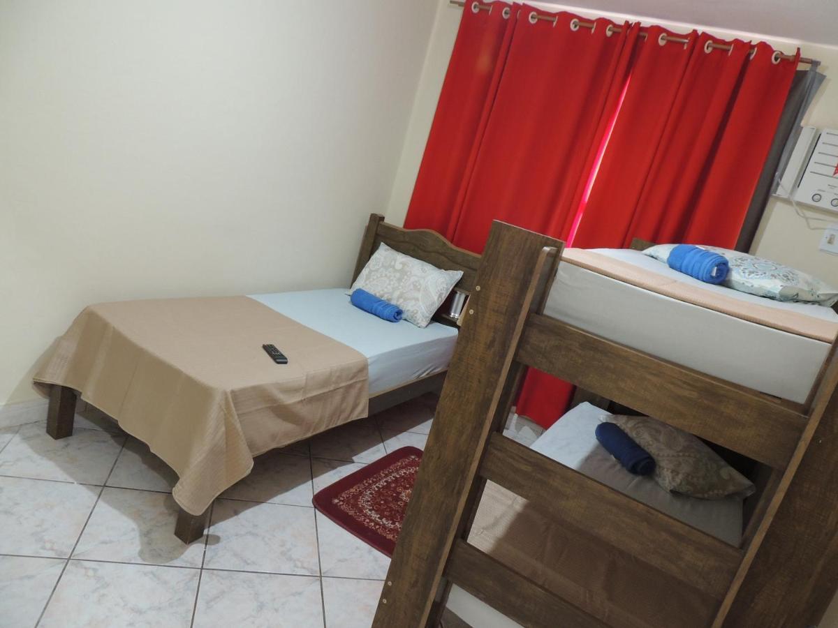 Quartos Em Casa In Caxias Da Paraiso Duque de Caxias Εξωτερικό φωτογραφία