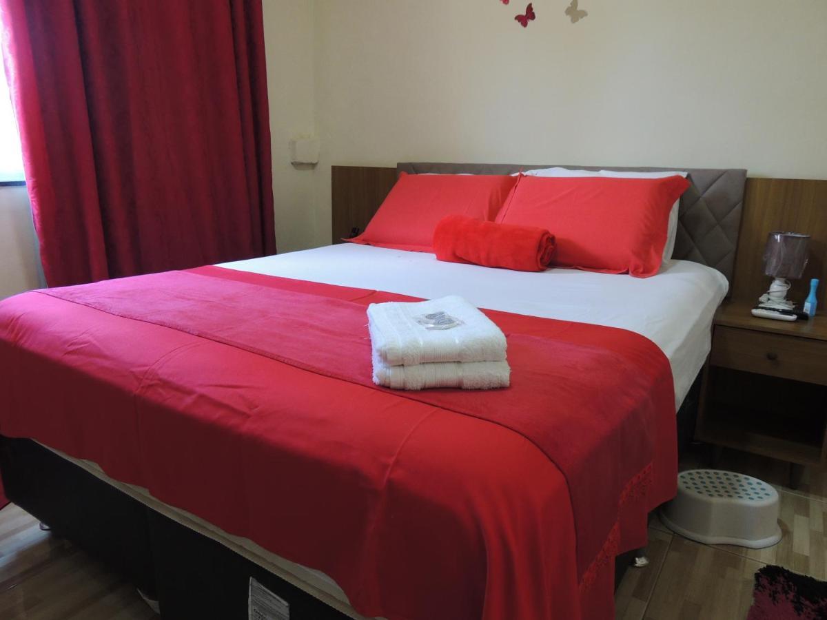 Quartos Em Casa In Caxias Da Paraiso Duque de Caxias Εξωτερικό φωτογραφία