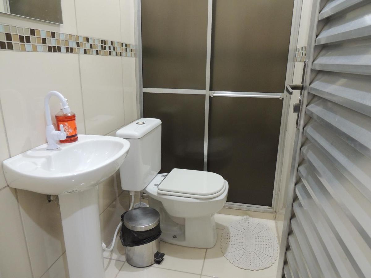 Quartos Em Casa In Caxias Da Paraiso Duque de Caxias Εξωτερικό φωτογραφία
